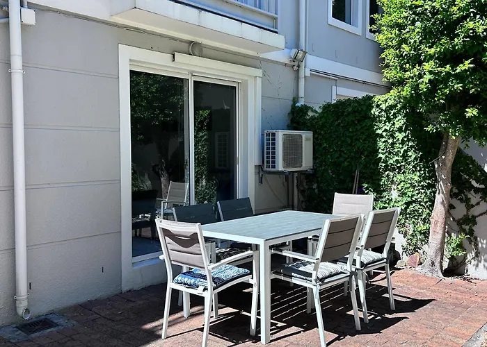Tranquil Haven With Uninterrupted Power, A Serene Oasis In The Heart Of Cape Town